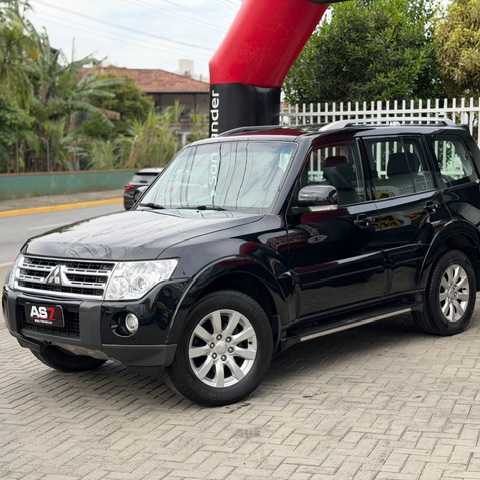 Mitsubishi Pajero HPE Full 3.2 diesel 4X4 Aut. 2011